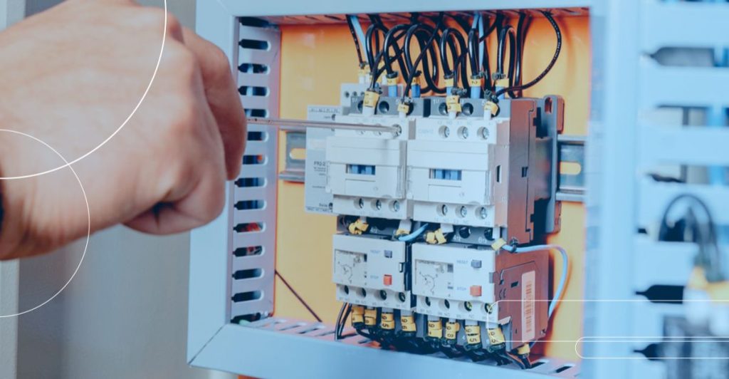 Como um projeto elétrico unifilar potencializa os diagramas externos?